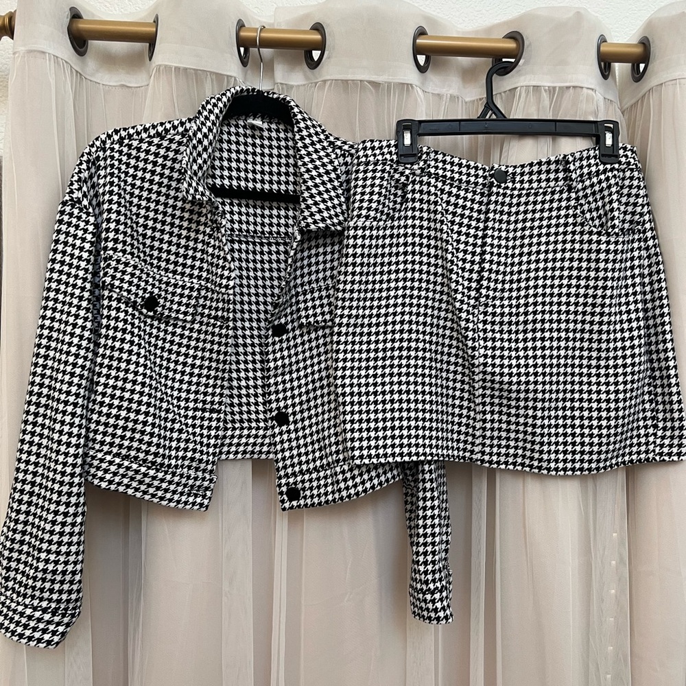 Stylish Black and White Houndstooth Set